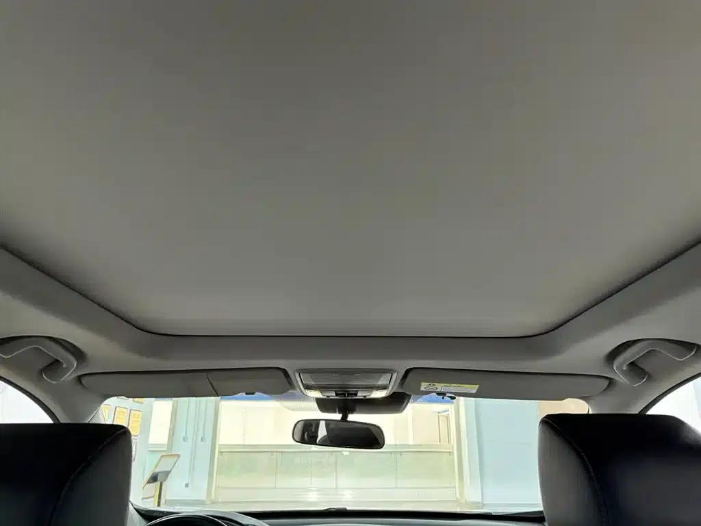 2022 Honda Breeze e:PHEV Premium Edition — миниатюра 22