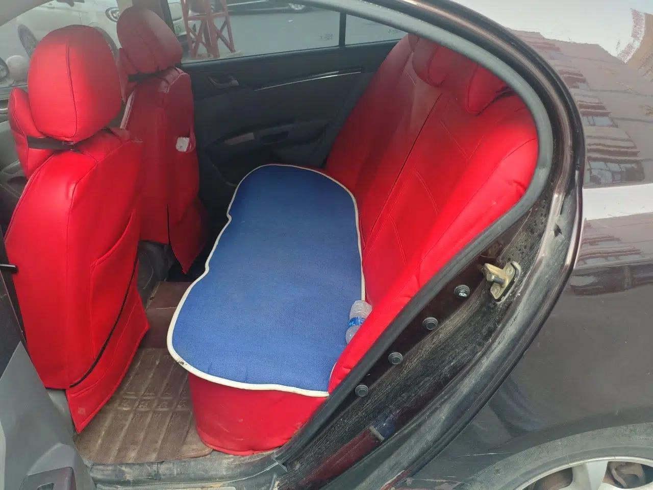 Geely Auto Classic Emgrand 2013 Sedan 1.5L Manual Entry-Level Model — миниатюра 18