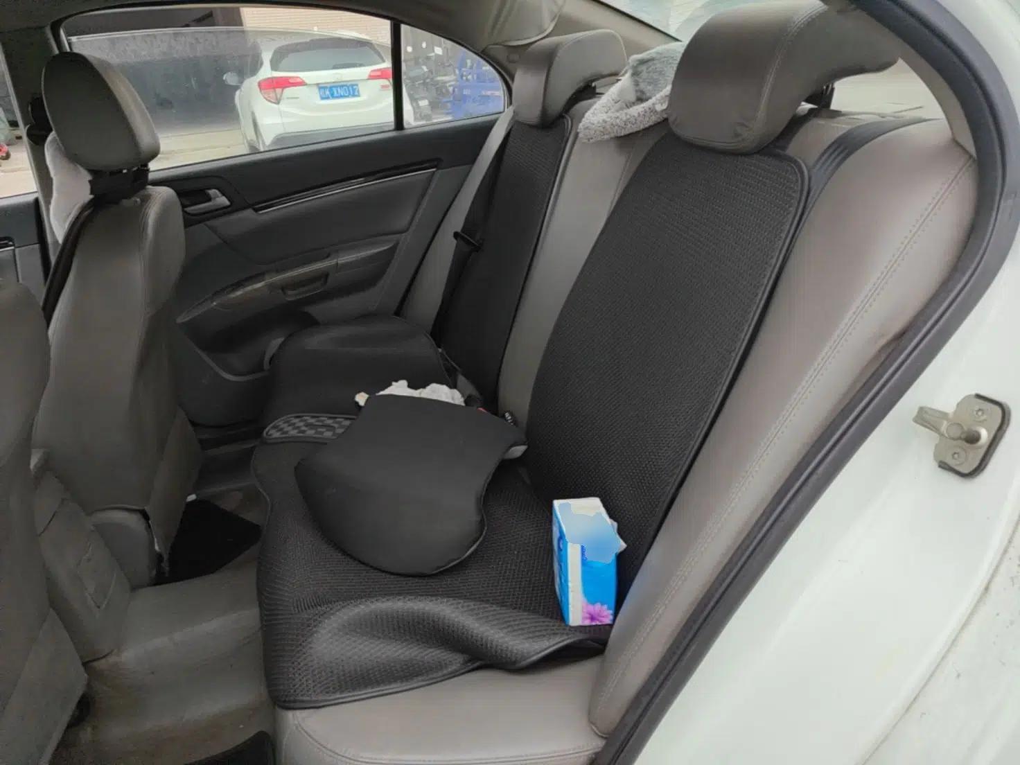 Geely Auto Classic Emgrand 2013 Sedan 1.8L Manual Entry-Level CNG Model — миниатюра 18