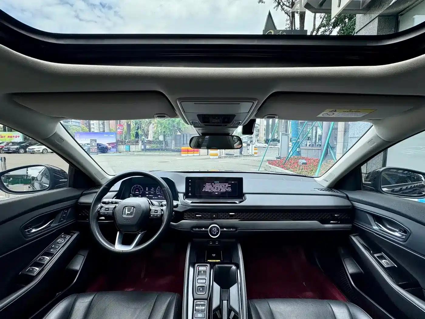 Accord PHEV 2023 2.0L e:PHEV Premium Edition — миниатюра 15