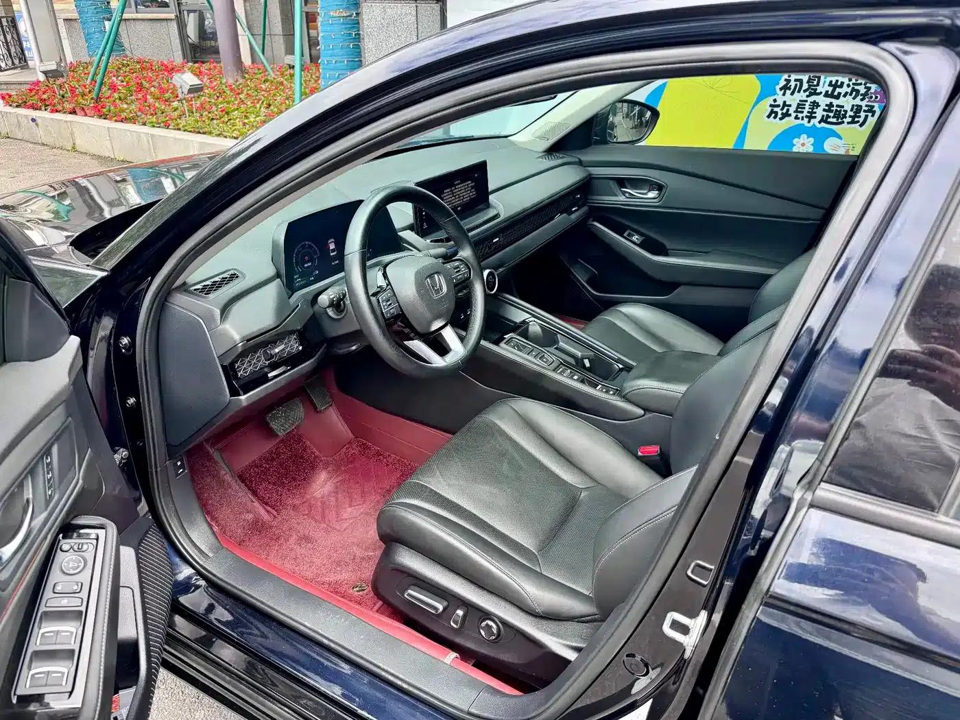 Accord PHEV 2023 2.0L e:PHEV Premium Edition — миниатюра 7