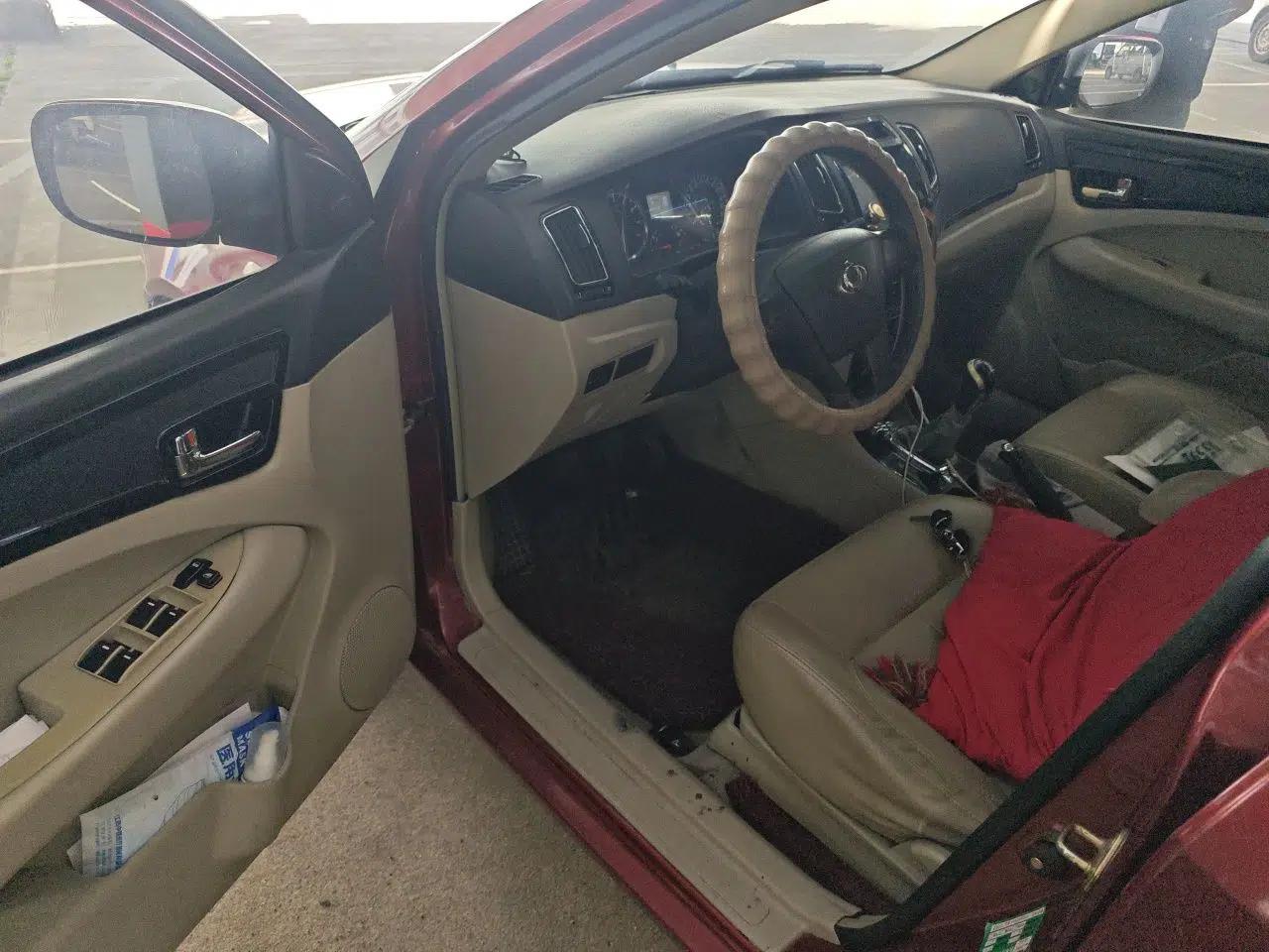 Geely Auto GC7 2013 1.5L Manual Luxury Model — миниатюра 17