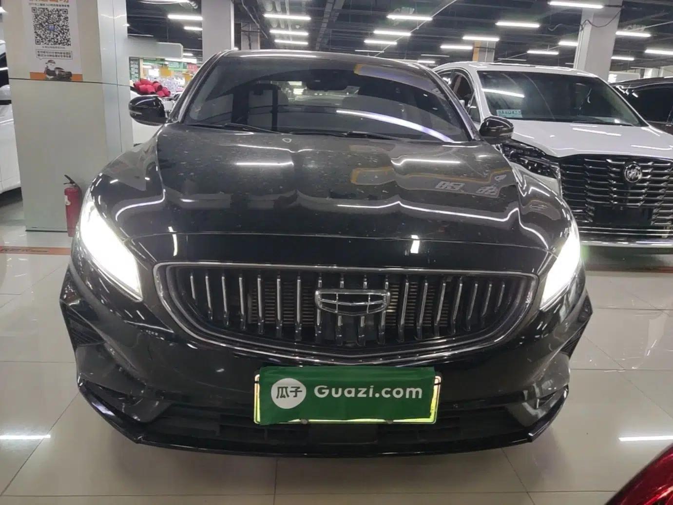 Geely Auto Emgrand GT New Energy 2022 1.5T PHEV Extended Range Prestige Version — миниатюра 2