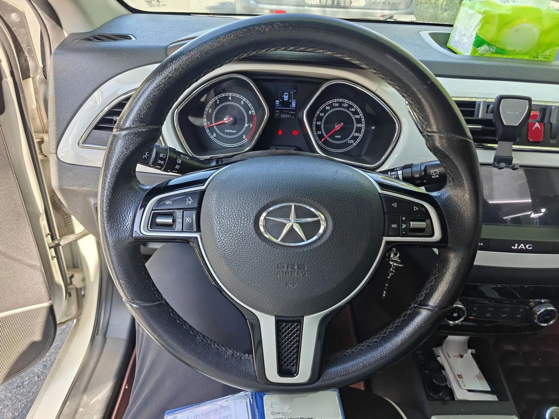 JAC Group Refine S2 2015 1.5L Manual Luxury Smart Model — миниатюра 11