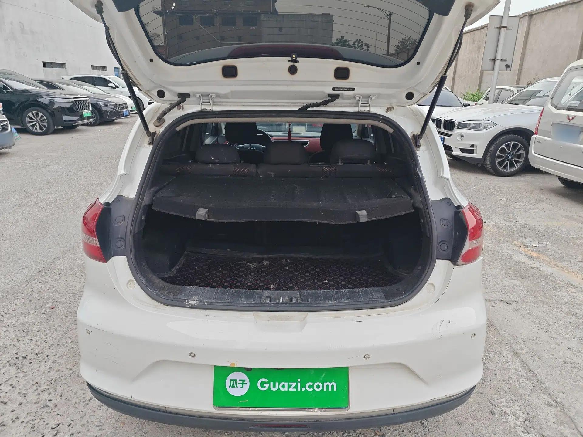 JAC Group Refine S2 2018 Smart Drive Edition 1.5L Manual Luxury Model — миниатюра 17