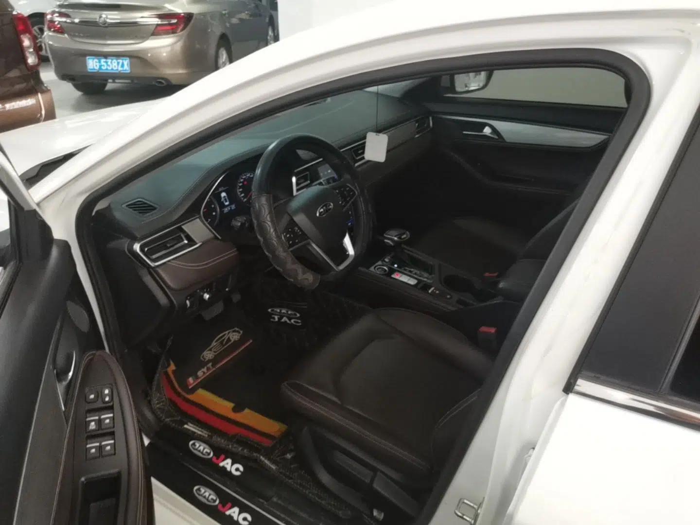 JAC Group J7 2020 1.5T CVT Elite Model — миниатюра 19