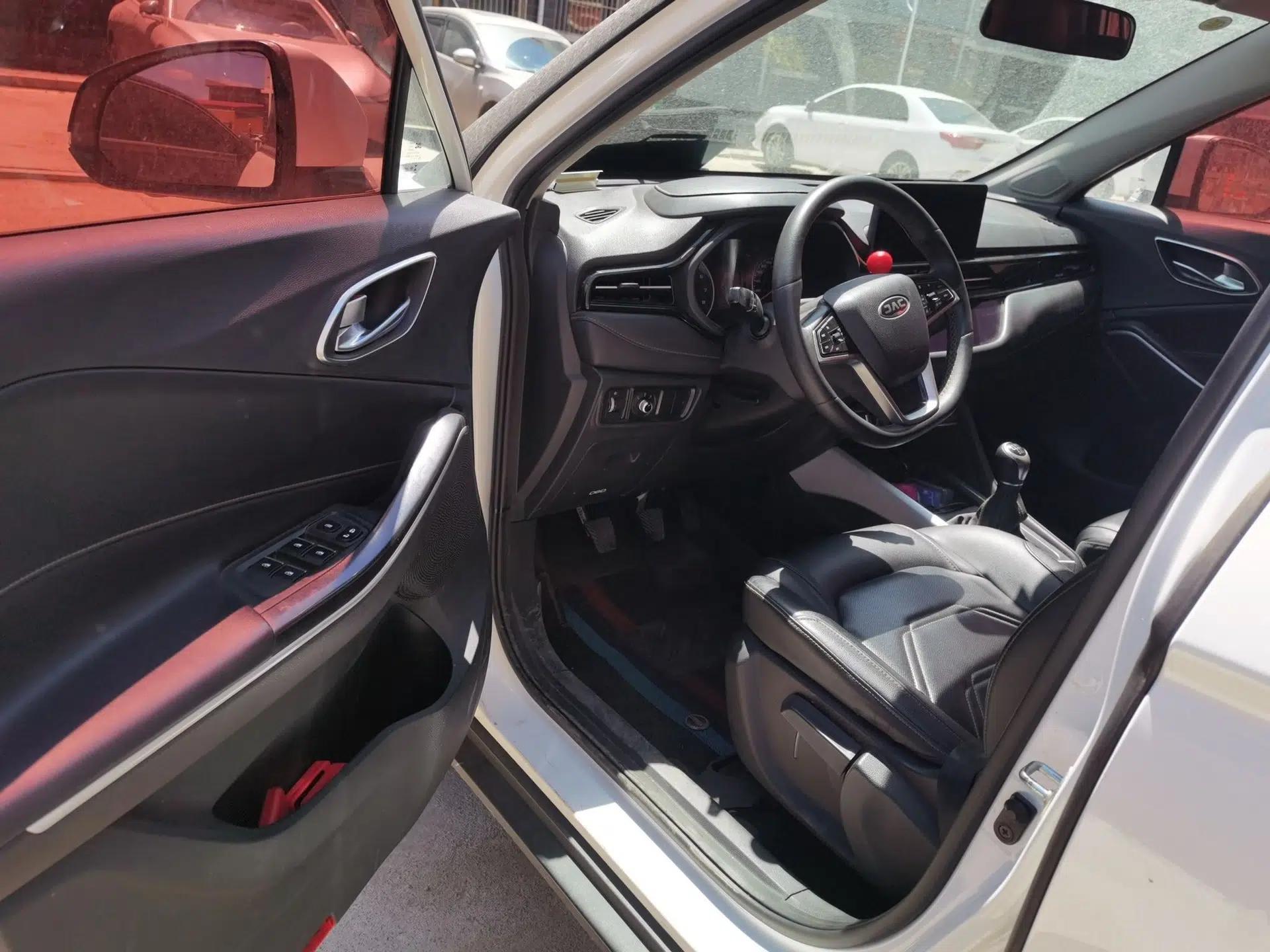 JAC Group Refine S4 2019 1.5T Manual Overdrive Model — миниатюра 17