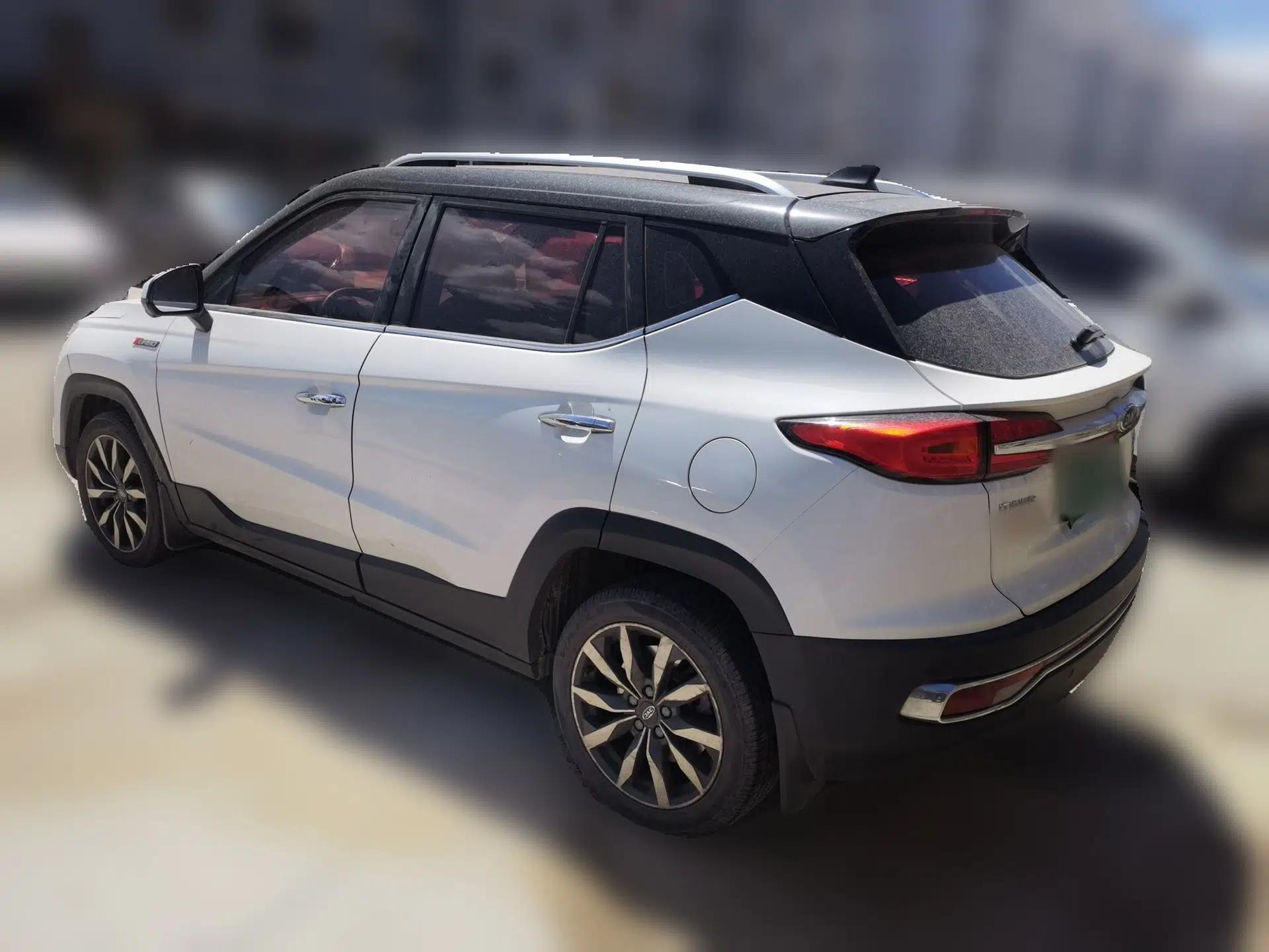 JAC Group Refine S4 2019 1.5T Manual Overdrive Model — миниатюра 4