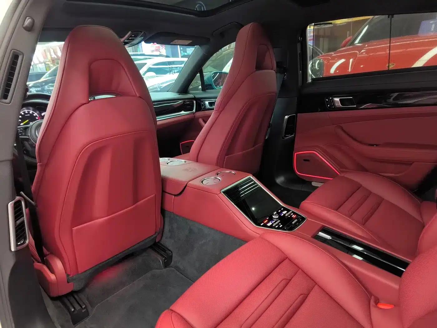 2017 Panamera 4 E-Hybrid Executive Long Wheelbase 2.9T — миниатюра 17