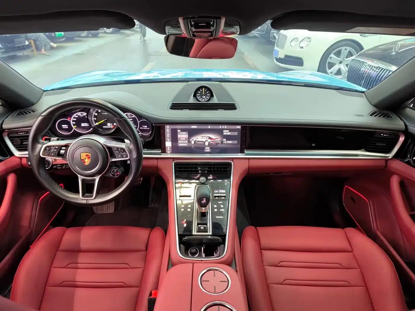 2017 Panamera 4 E-Hybrid Executive Long Wheelbase 2.9T — миниатюра 20