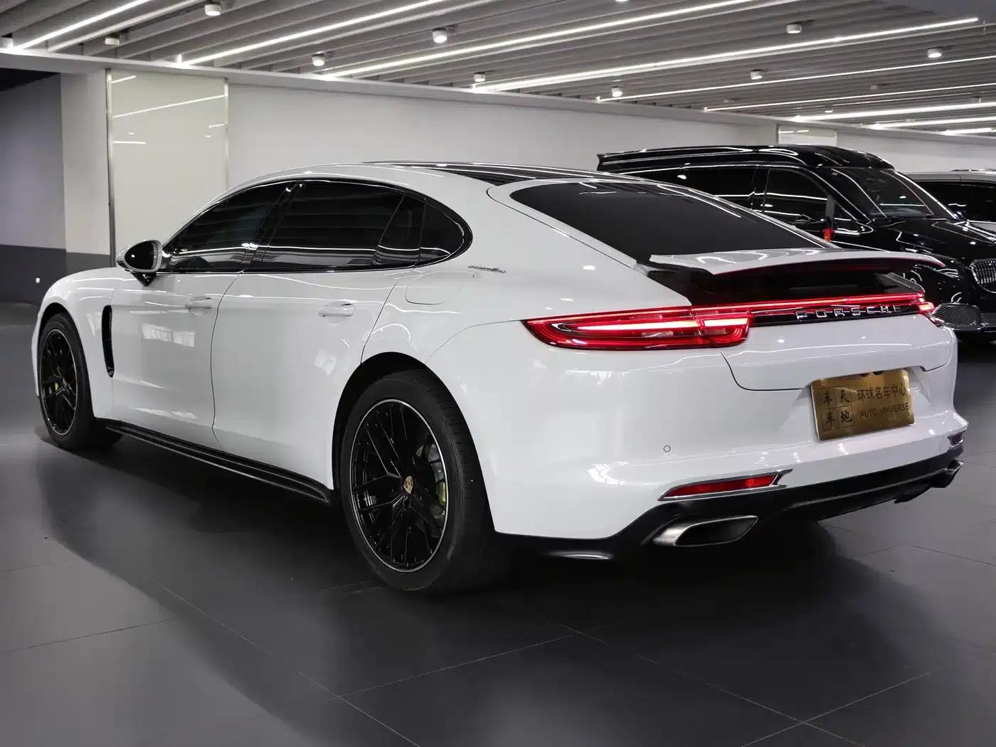 2017 Panamera 4 E-Hybrid Executive Long Wheelbase 2.9T — миниатюра 5