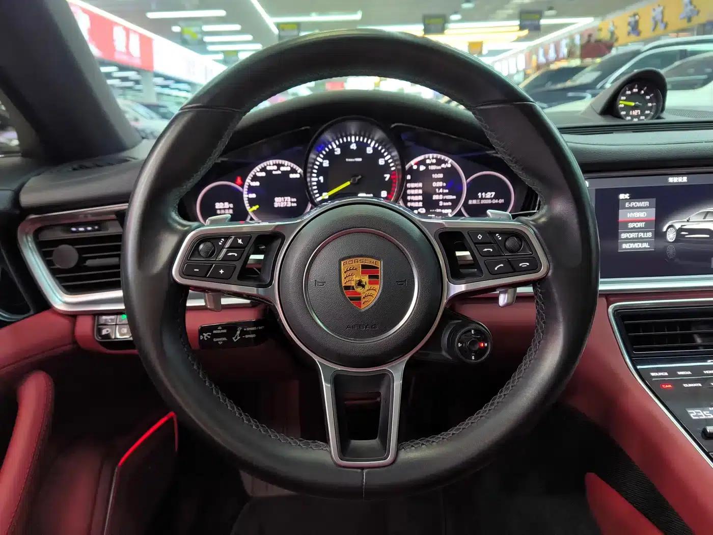 2017 Panamera 4 E-Hybrid Executive Long Wheelbase 2.9T — миниатюра 10