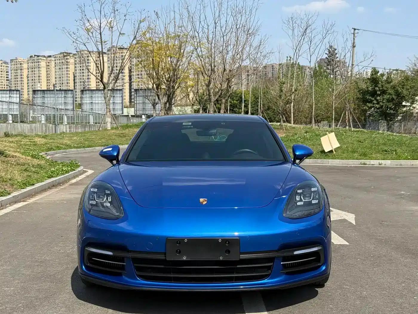 2017 Panamera 4 E-Hybrid Executive Long Wheelbase 2.9T — миниатюра 2