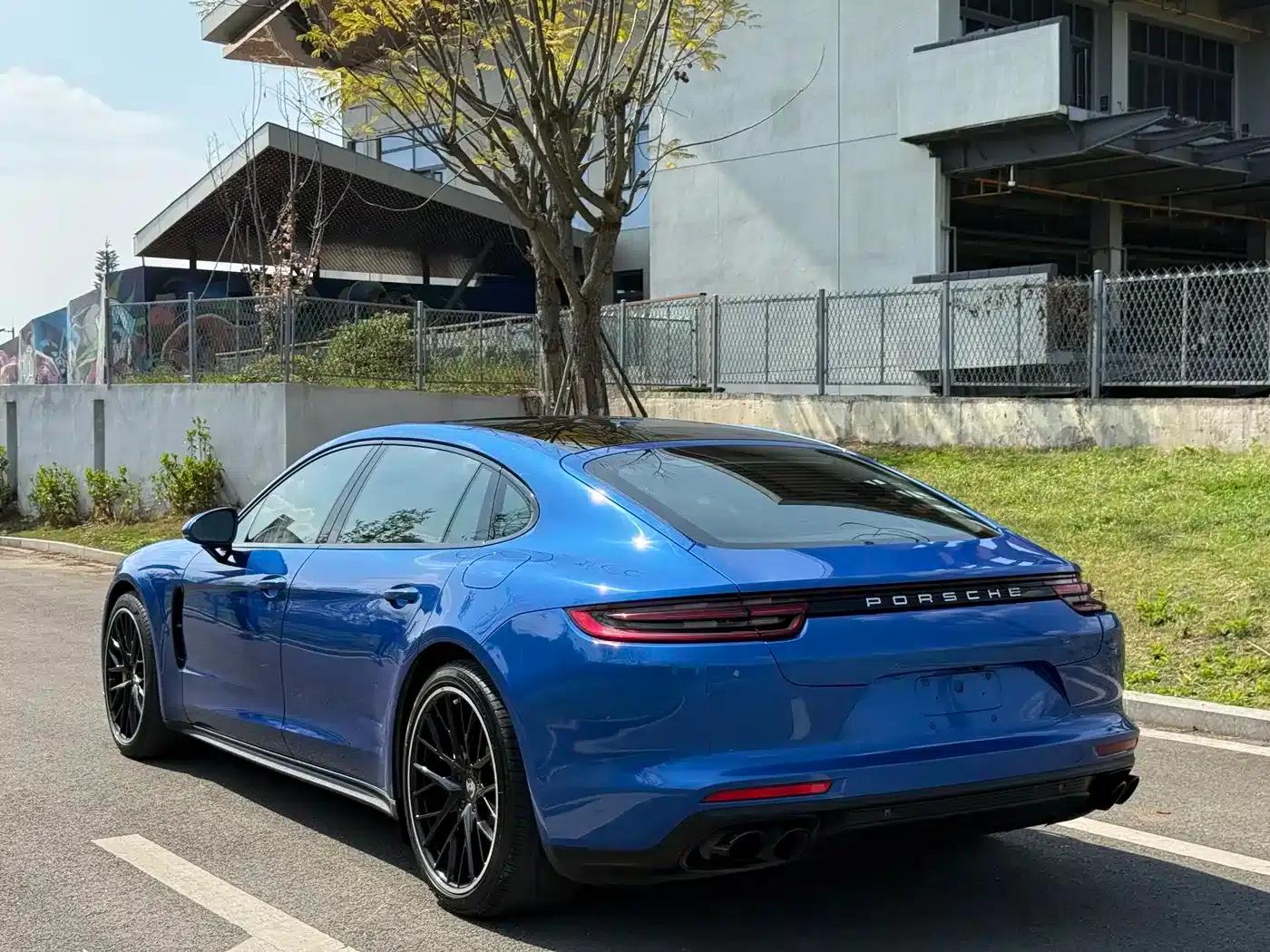 2017 Panamera 4 E-Hybrid Executive Long Wheelbase 2.9T — миниатюра 13
