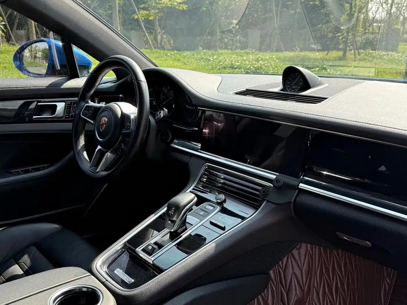 2017 Panamera 4 E-Hybrid Executive Long Wheelbase 2.9T — миниатюра 5