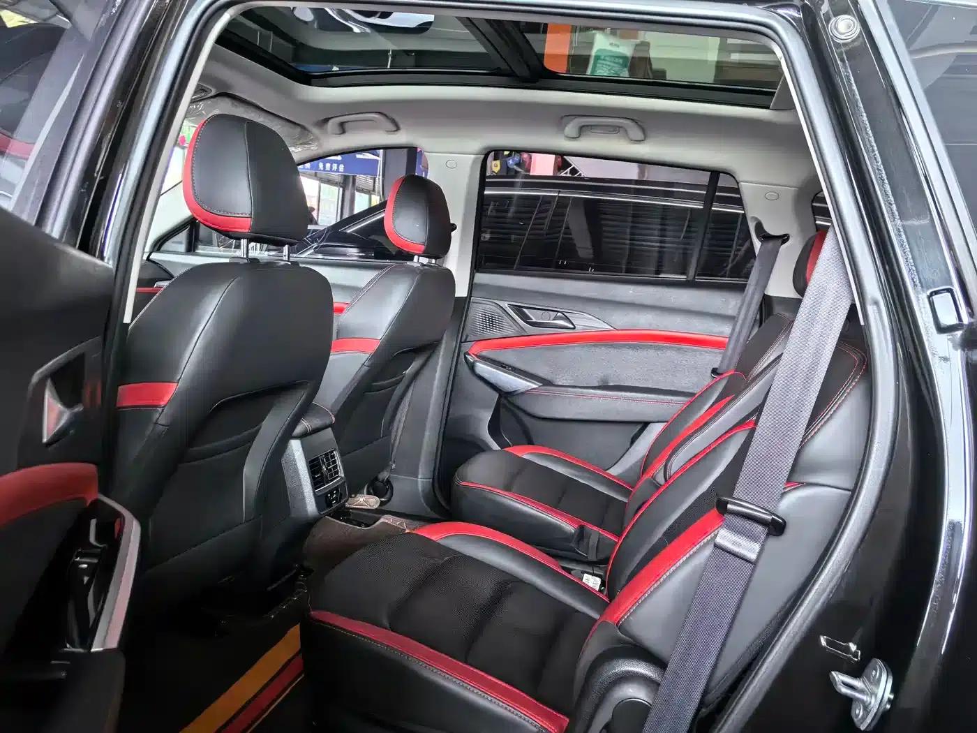 Sihao X8 2021 300T DCT Luxury Intelligent Connected Edition 6-seater — миниатюра 8
