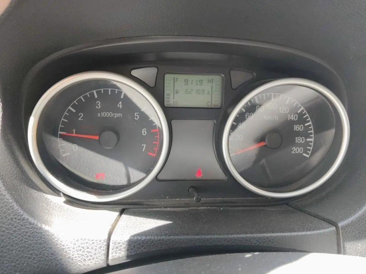 Jinbei Zhishang S30 2015 1.5L Manual Comfort Model — миниатюра 12