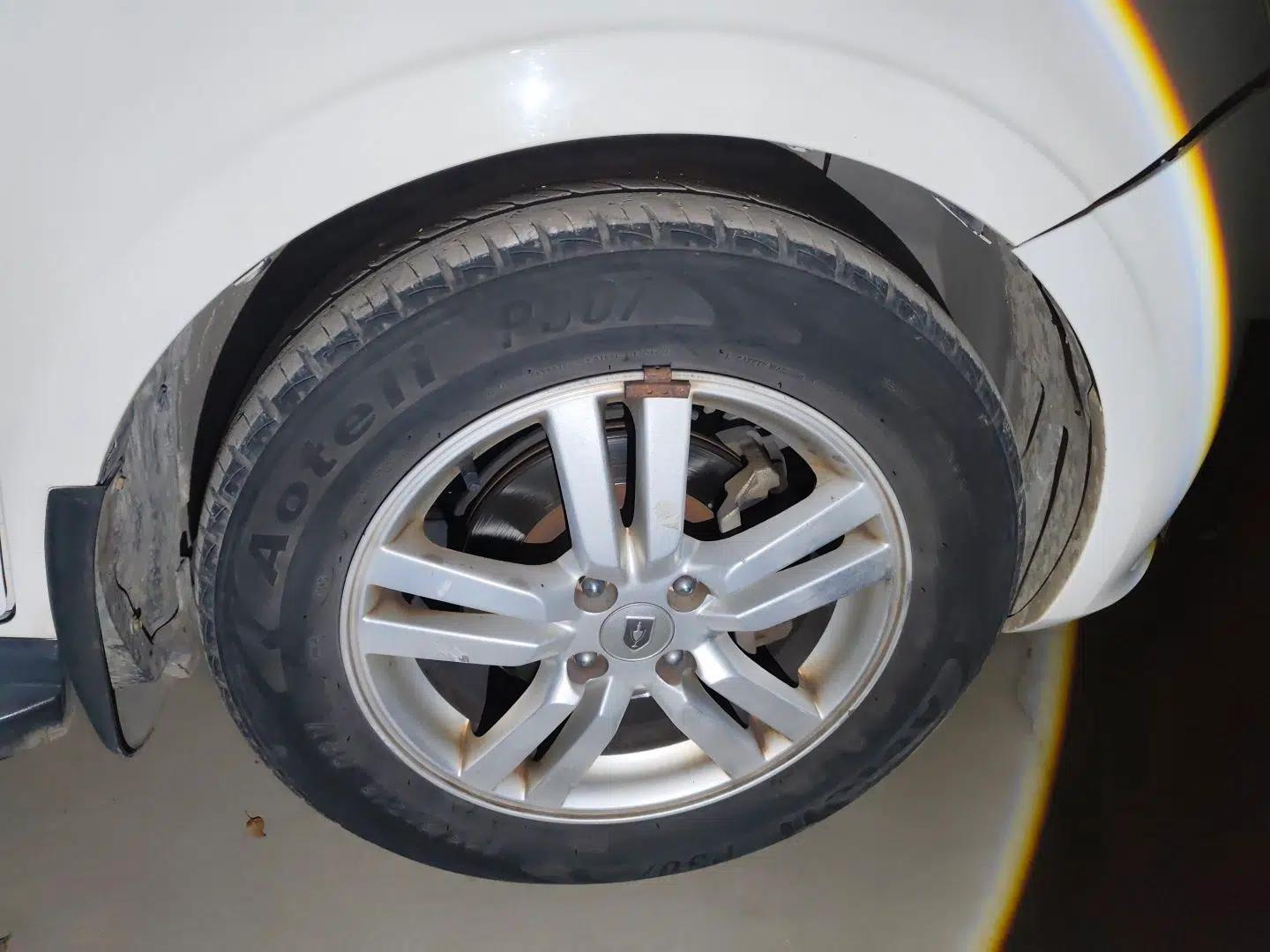 Jinbei Zhishang S30 2014 1.5L Manual Elite Model — миниатюра 8