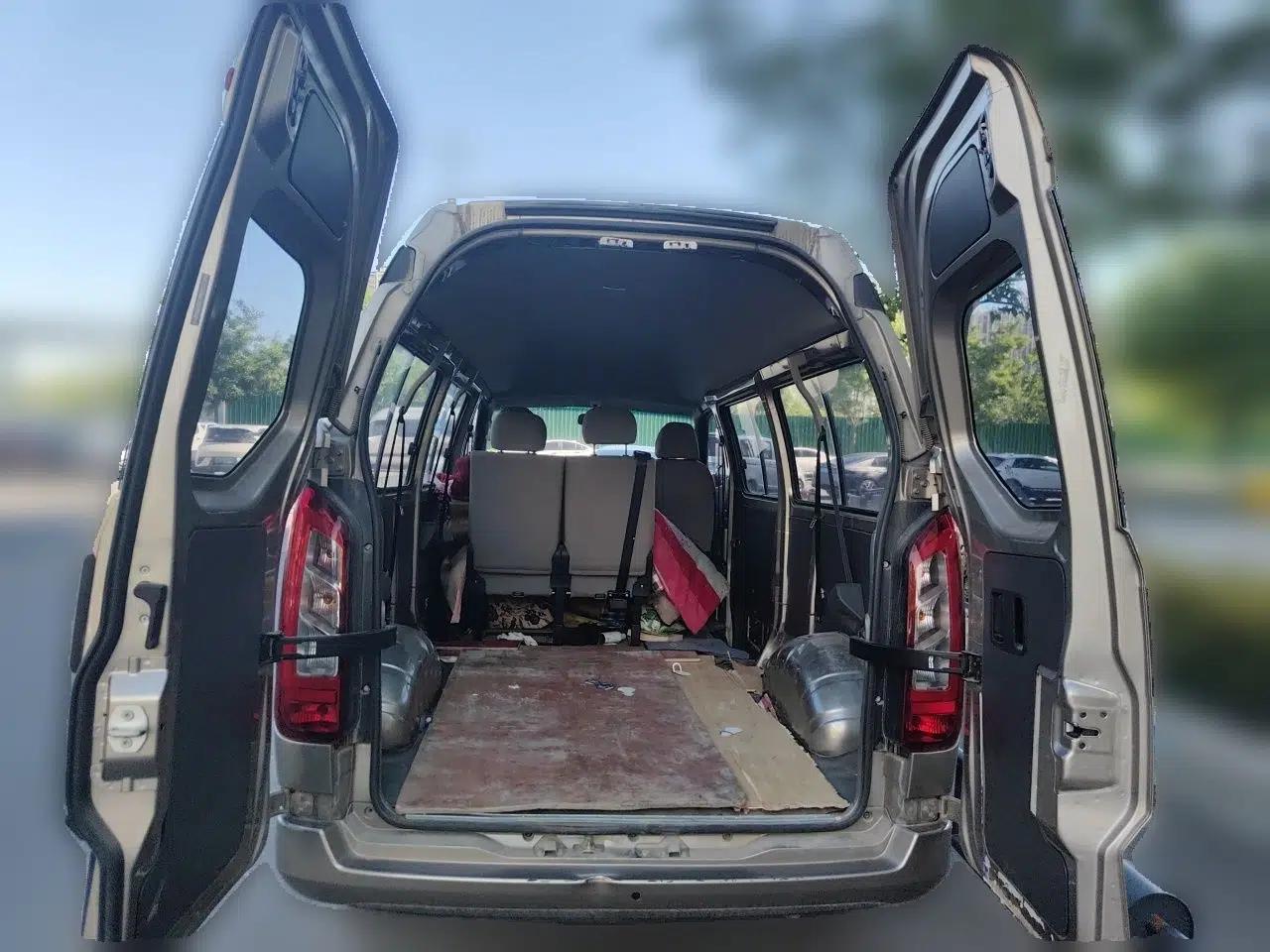 Jinbei Hiace King 2021 2.0L City Transport King Series Comfortable High-Roof 6-Seater 1TZS — миниатюра 20