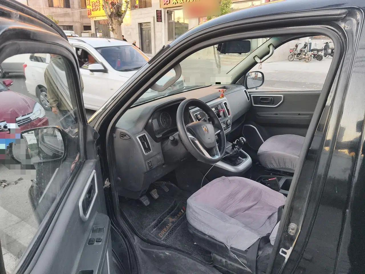 Jinbei Hiace King  — миниатюра 17