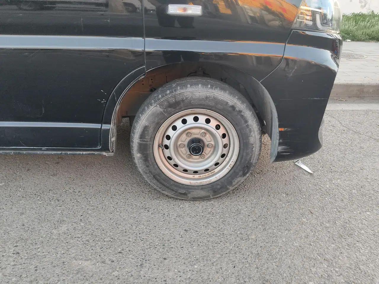 Jinbei Hiace King  — миниатюра 8