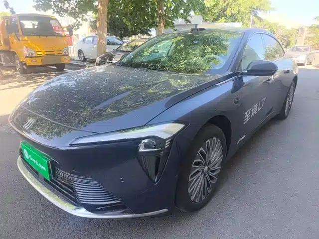 Buick Avenir 2025