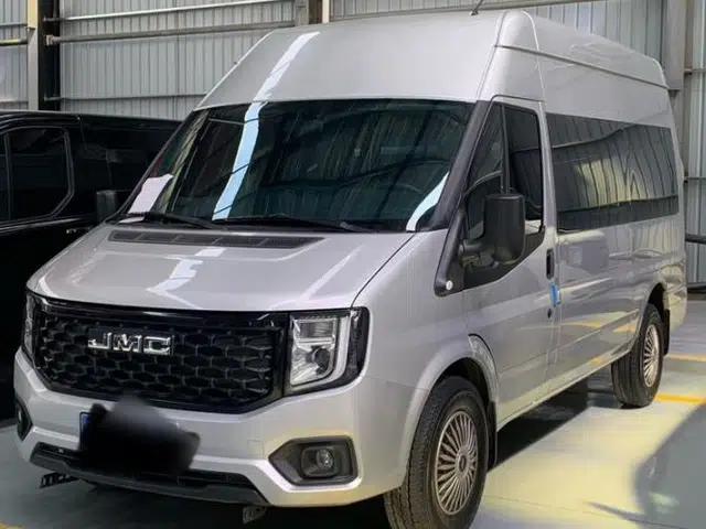 JMC Fushun 2023 2.0T Manual Mid-axle Mid-roof Commercial Multi-purpose 6-Seater Passenger Vehicle