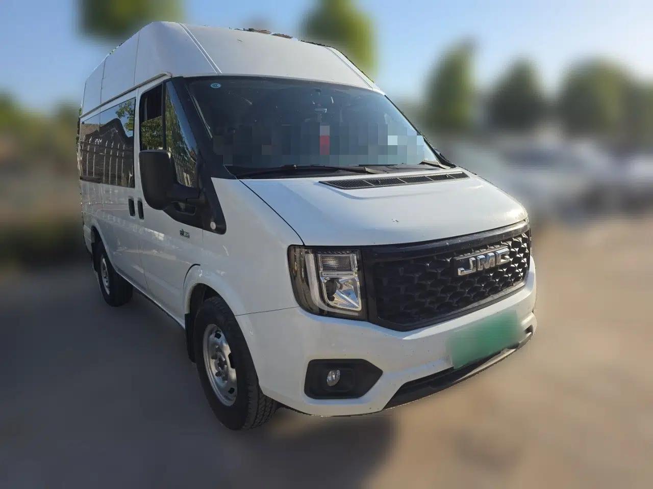 JMC Fushun 2023 2.0T Manual Short Wheelbase Mid-Height Passenger Version Business-Class 7-Seater (Non-Commercial) — миниатюра 3