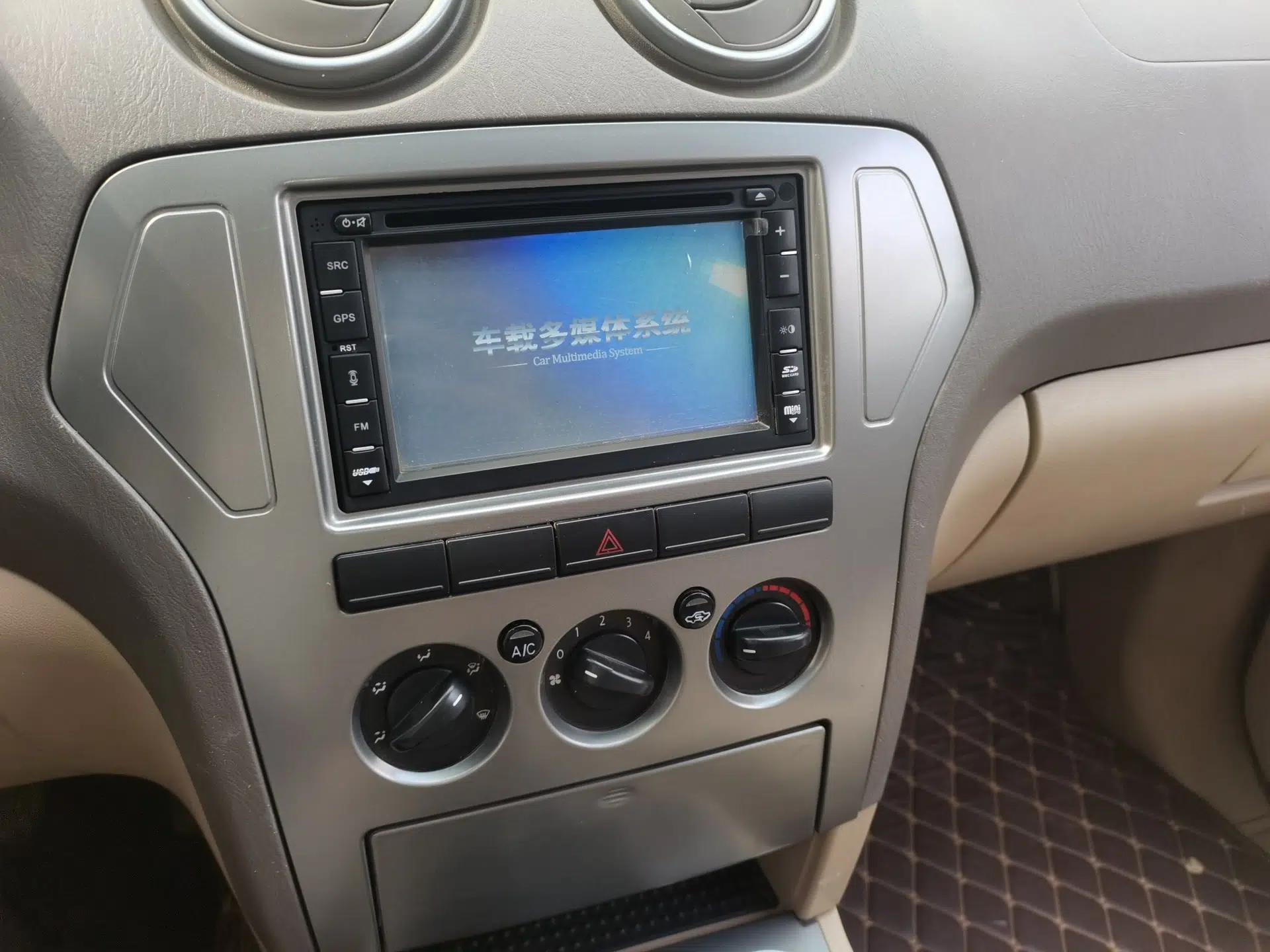 JMC Yuhu 7 2012 2.4L 4x4 Manual Standard Edition 4G69 — миниатюра 14