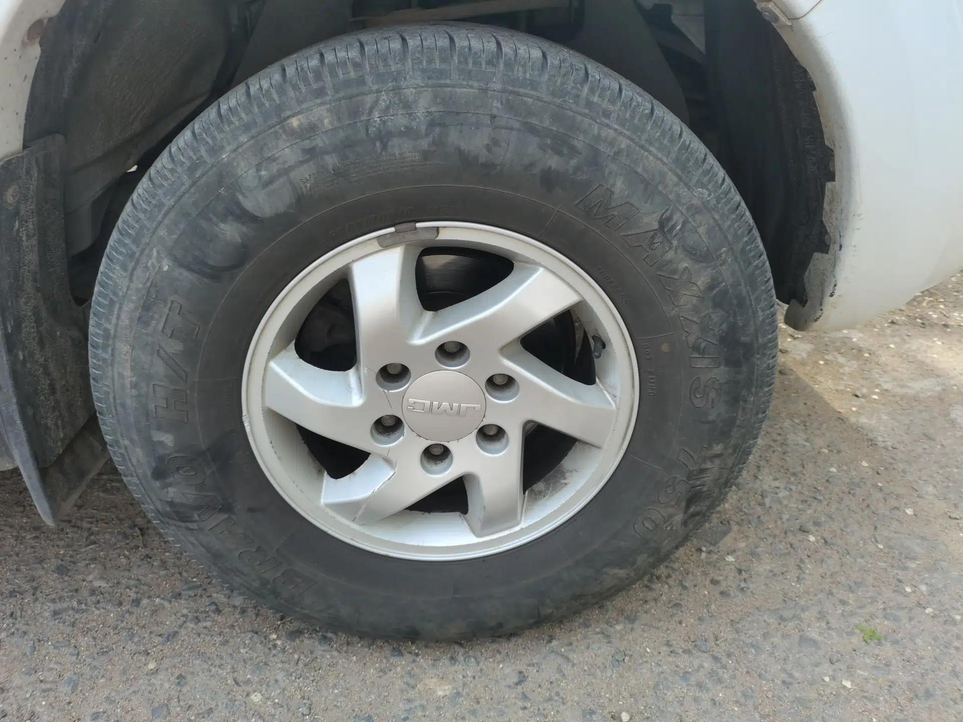JMC Yuhu 7 2012 2.4L 4x4 Manual Standard Edition 4G69 — миниатюра 8