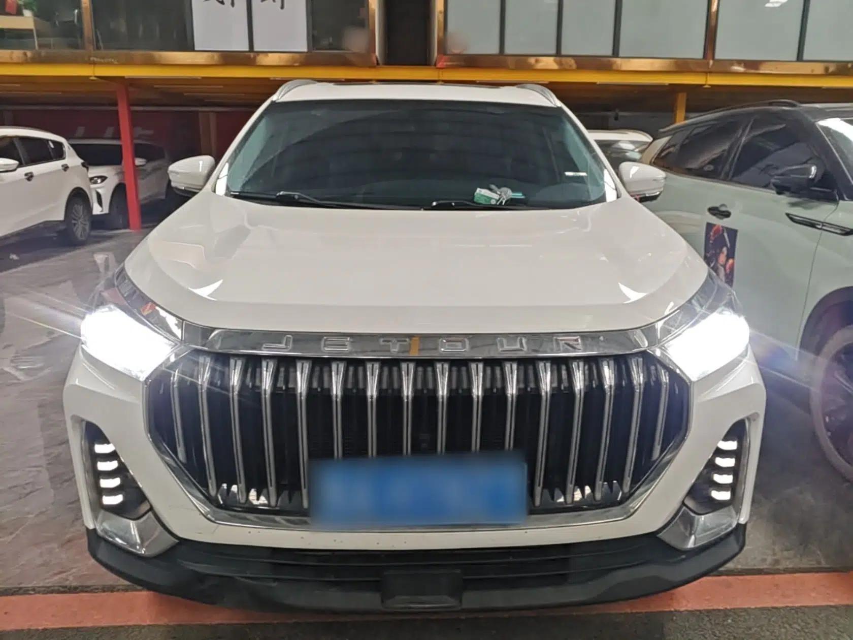JETOUR X90 PLUS 2024 1.6TD DCT Villa 7-Seater — миниатюра 2