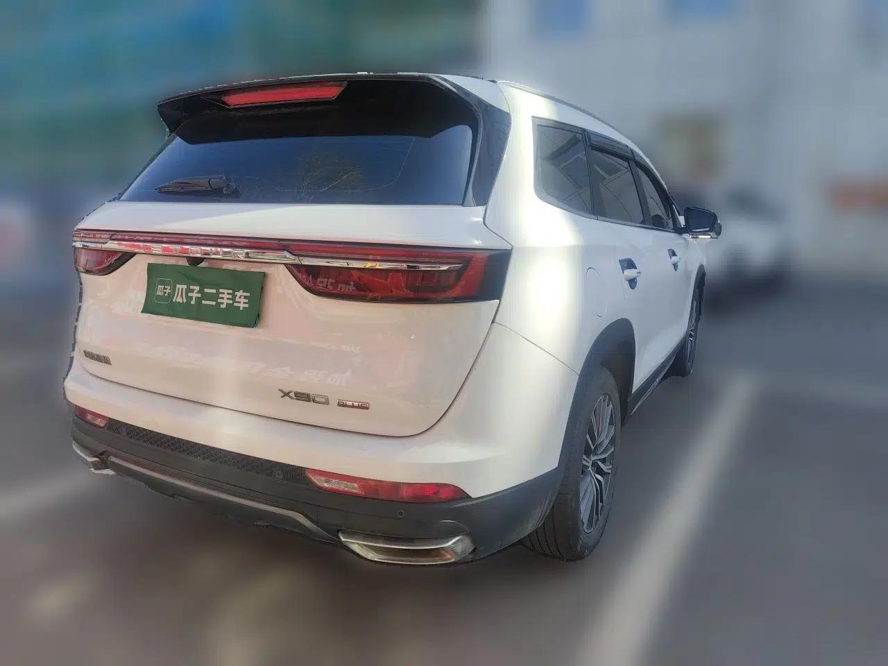 JETOUR X90 PLUS 2025 1.6TD DCT Elite Edition 5 Seats — миниатюра 6