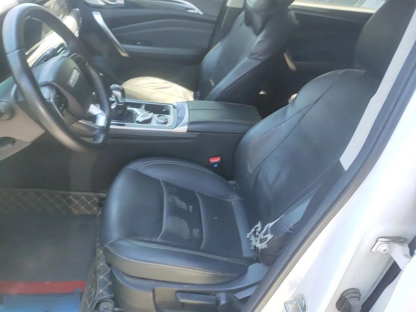 JETOUR X90 2020 1.5T Manual Shadow Fun Edition 7-Seater — миниатюра 18
