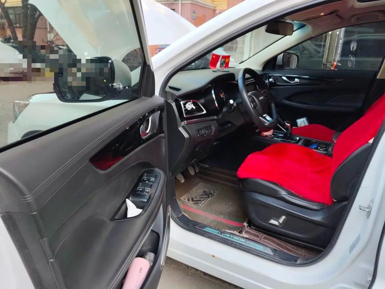 JETOUR X90 2019 1.5T Manual Smart Enjoyment Version 5 Seats China V Standard — миниатюра 17