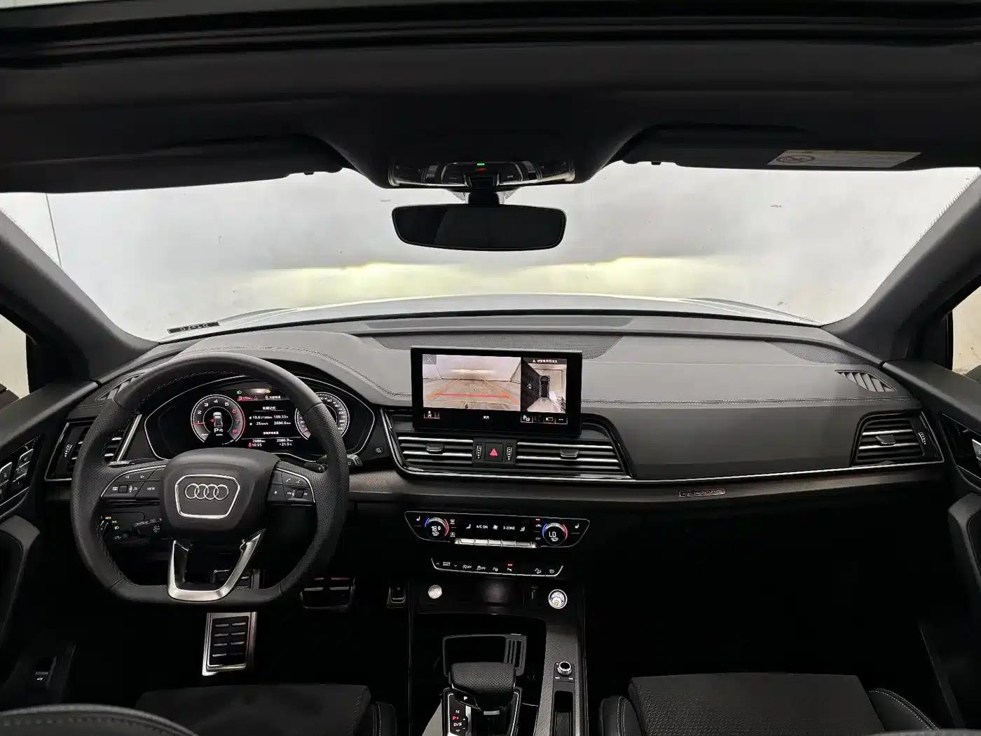 Audi Q5L Sportback 2025 quattro 45th Anniversary Edition 40 TFSI Luxury — миниатюра 14