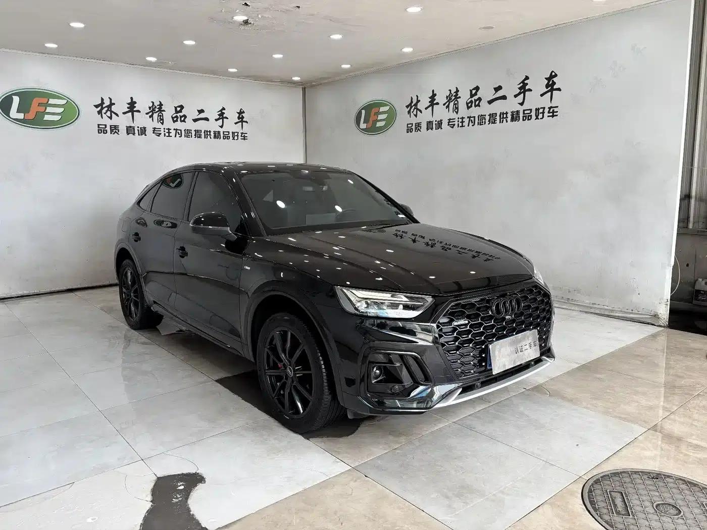 Audi Q5L Sportback 2025 quattro 45th Anniversary Edition 40 TFSI Luxury — миниатюра 4