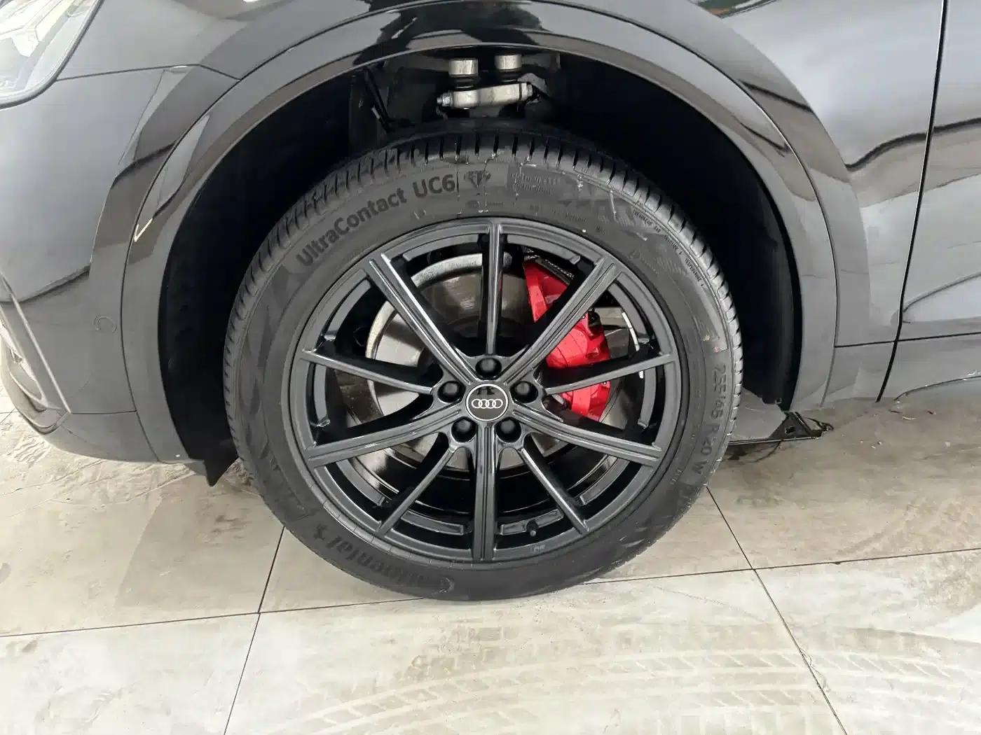 Audi Q5L Sportback 2025 quattro 45th Anniversary Edition 40 TFSI Luxury — миниатюра 32