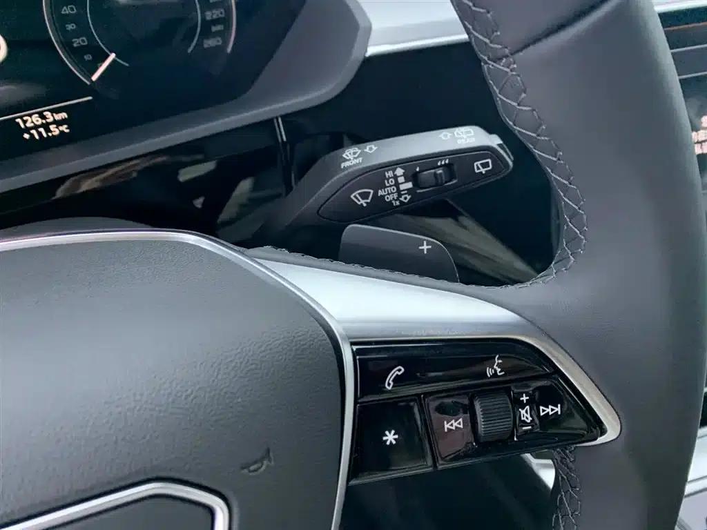 Audi e-tron 2021 50 quattro Luxury — миниатюра 20