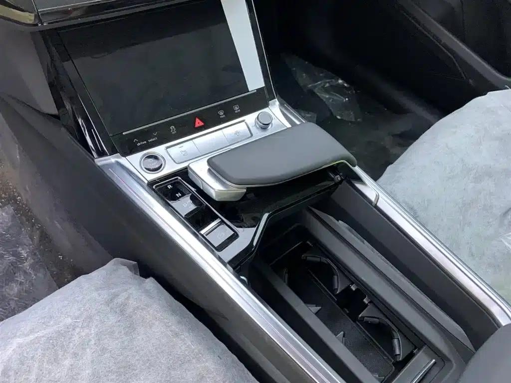 Audi e-tron 2021 50 quattro Luxury — миниатюра 24