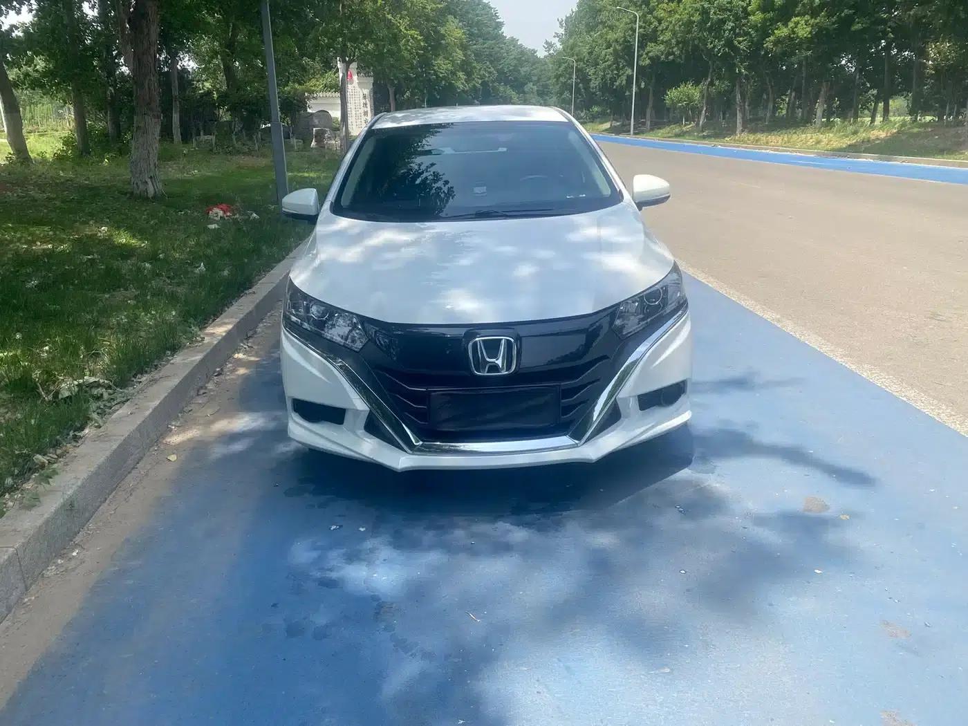 2017 Honda Crider 1.5L CVT Classic Edition — миниатюра 2