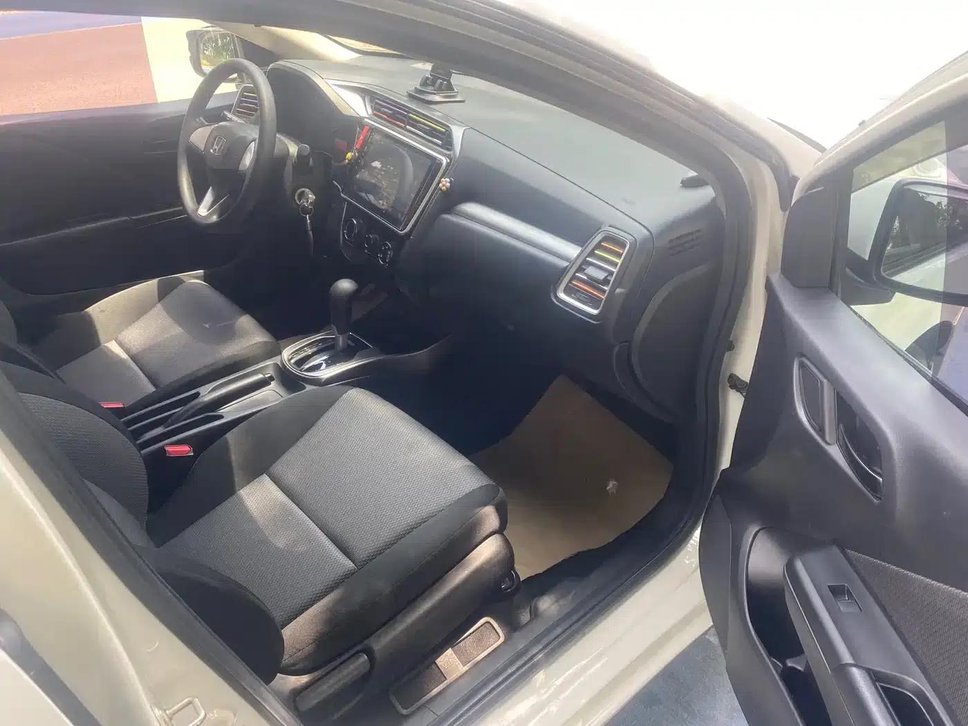 2017 Honda Crider 1.5L CVT Classic Edition — миниатюра 13