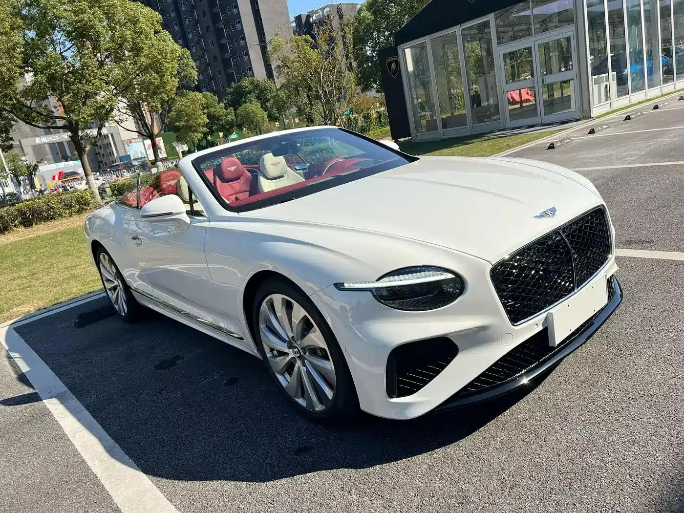 2026 Continental Plug-in Hybrid GT Convertible — миниатюра 1