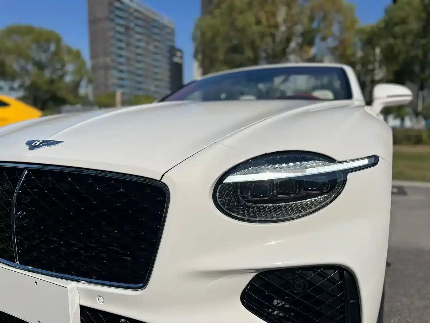 2026 Continental Plug-in Hybrid GT Convertible — миниатюра 4