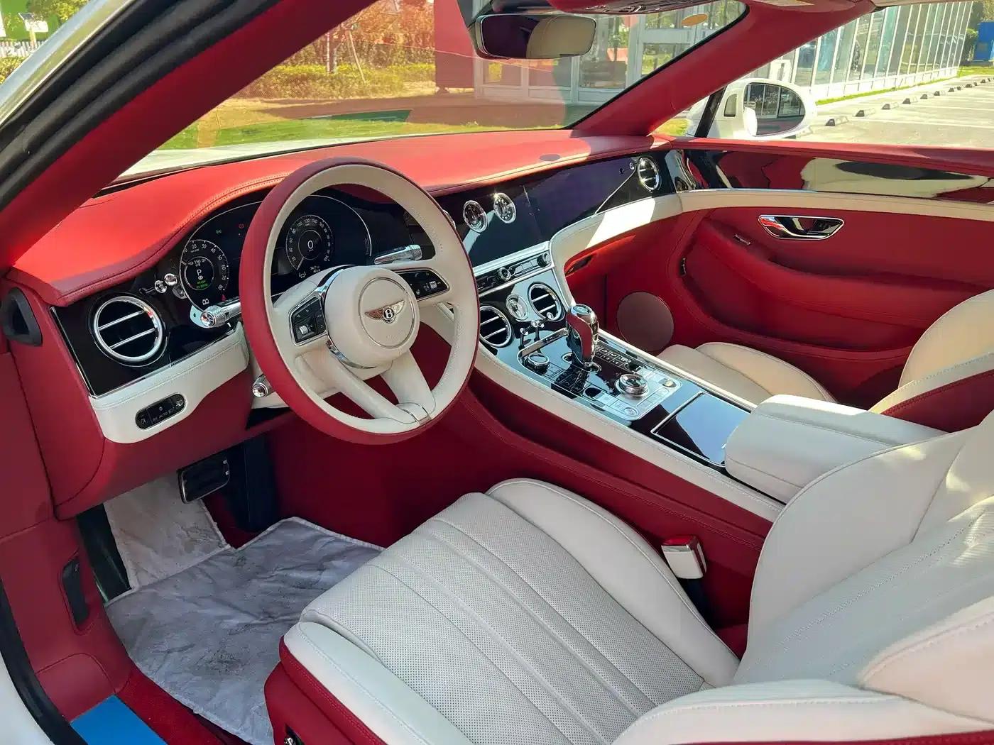 2026 Continental Plug-in Hybrid GT Convertible — миниатюра 8