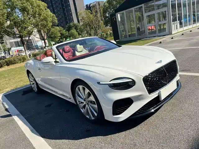 2026 Continental Plug-in Hybrid GT Convertible