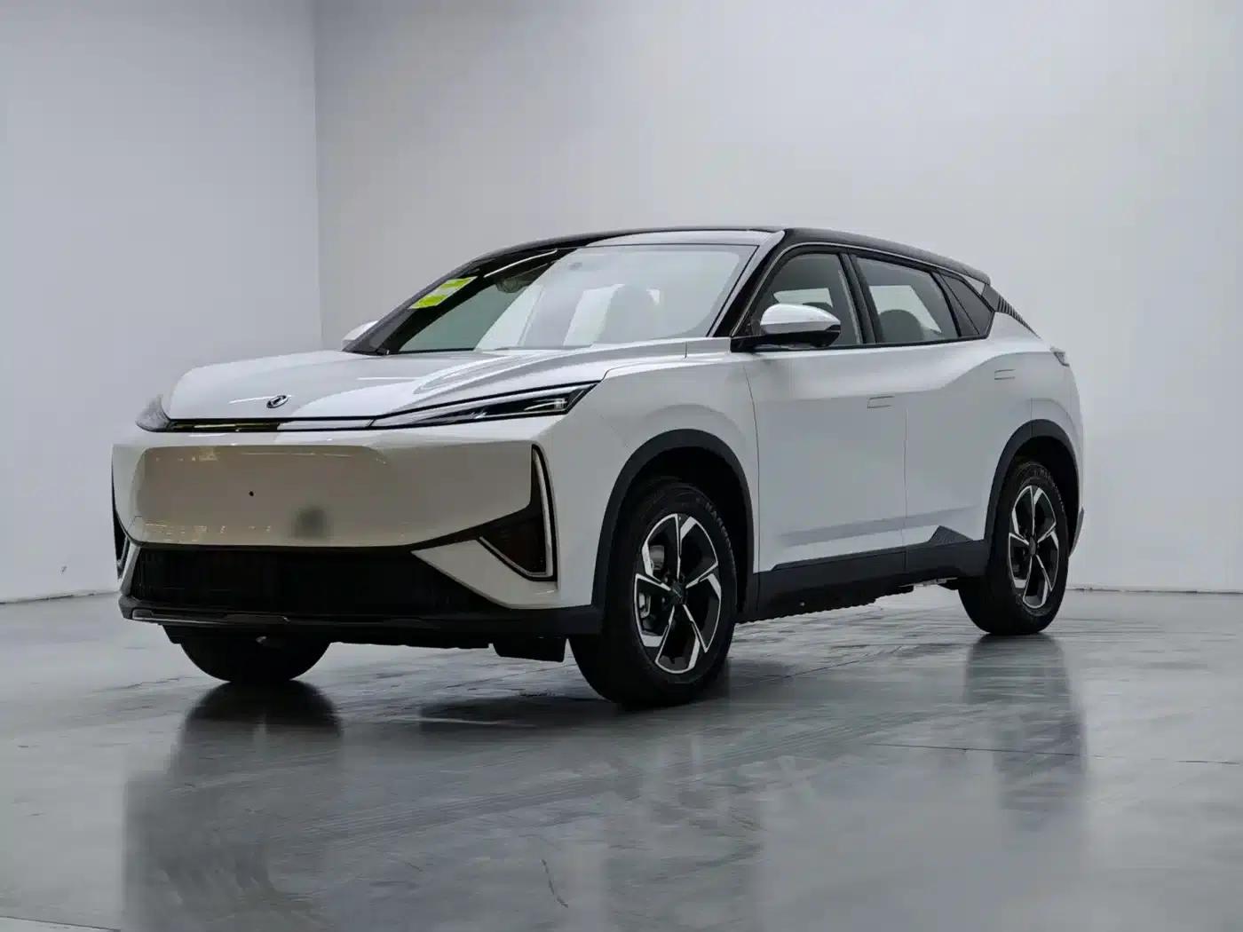 Dongfeng Fengshen L7 2025 Model 518 Enjoy Edition — миниатюра 1