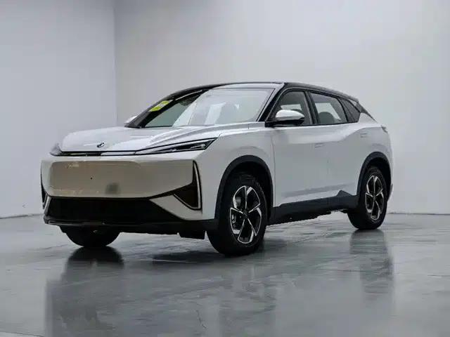 Dongfeng Fengshen L7 2025 Model 518 Enjoy Edition