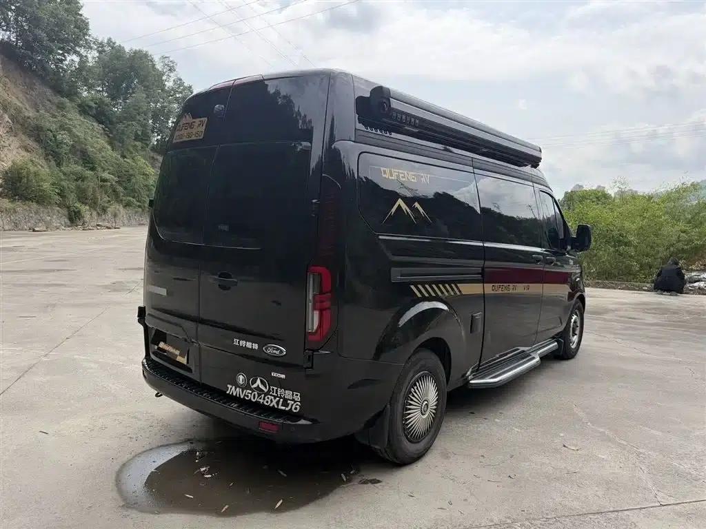 Ford Transit T8 2024 T8 2.3T Diesel Automatic Mid-Wheelbase Mid-Roof 6-Seater Multi-Functional Version 2/2/2 — миниатюра 4