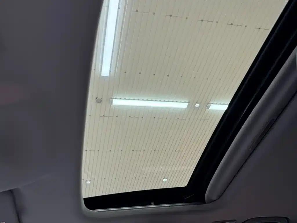 Geely Emgrand L 2022 1.4T CVT Supreme Edition — миниатюра 15
