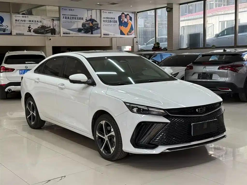 Geely Emgrand L 2022 1.4T CVT Supreme Edition — миниатюра 3